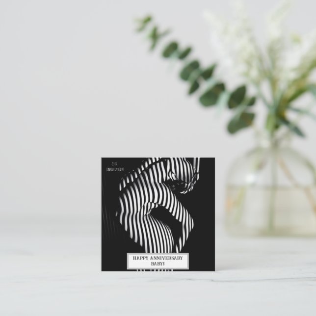 Cartão De Informações Aniversário de casamento sexy safado  (Em pé/Frente)