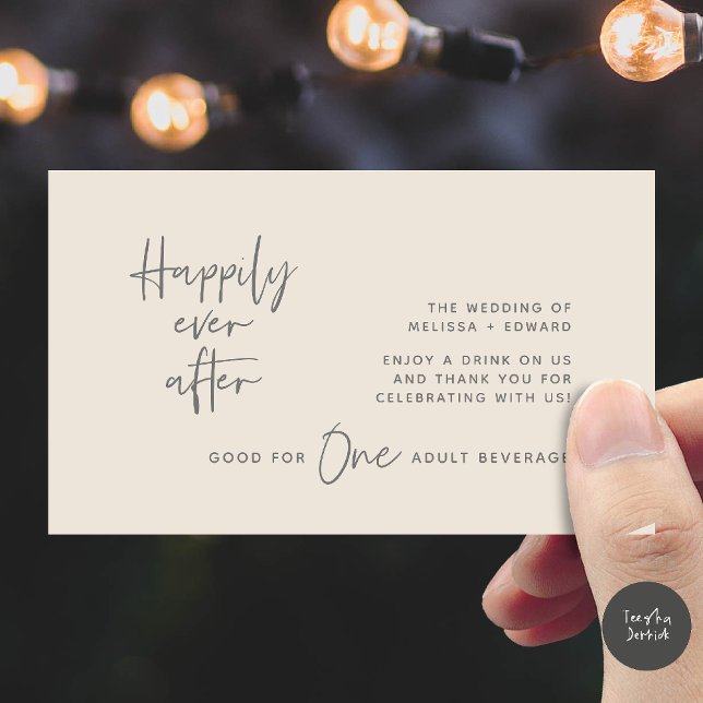 Cartão De Informações Beba Bebida Adulta De Bilhete Feliz Depois (Drink Ticket Adult Beverage Happily Ever After Modern Romantic Party Enclosure Card in Cream Grey)