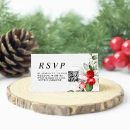 Cartão De Informações Casamento de Natal Greenery & Red Berries QR RSVP