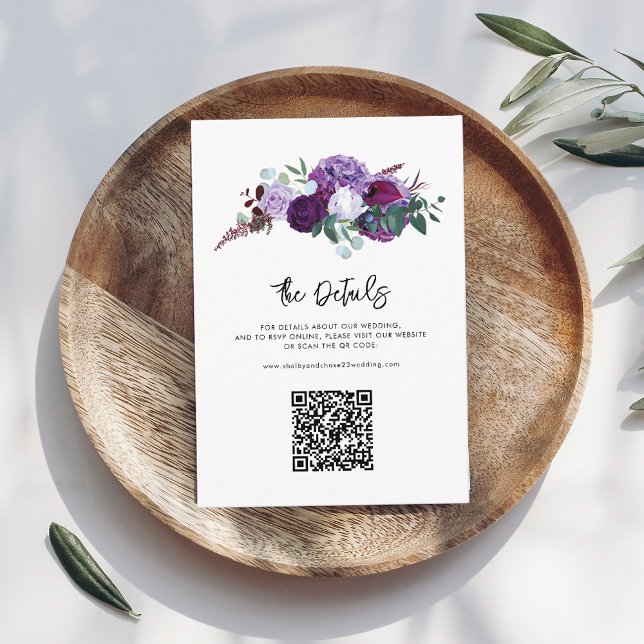 Cartão De Informações Detalhes de Casamento de Script Floral Roxo com Có (Floral Purple Elegant Wedding Details with QR Code)