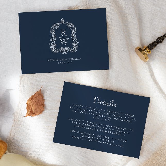 Cartão De Informações Detalhes do Casamento Monograma Crest Azul Marinho (Criador carregado)
