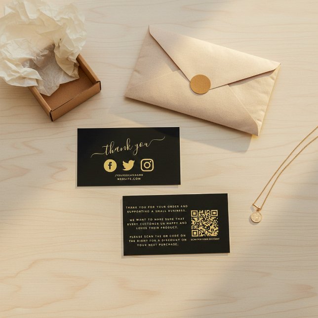 Cartão De Informações Ícones Dourados de mídia social obrigado de código (Gold Social media icons QR code thank you discount Enclosure Card.)