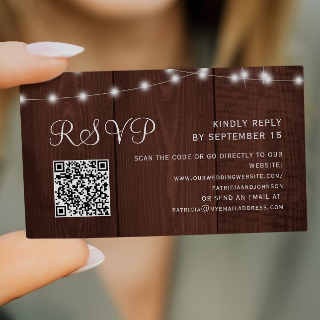 Cartão De Informações Rustic barn wood string lights wedding QR RSVP (Criador carregado)