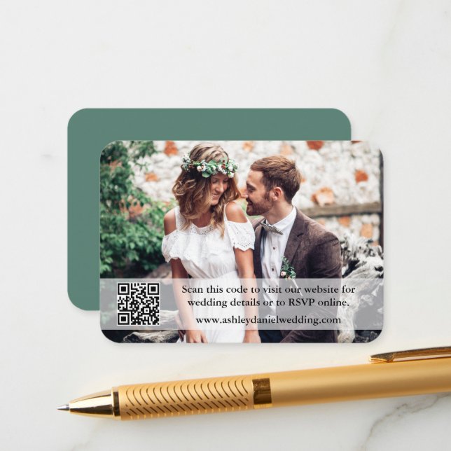 Cartão De Informações Site de Casamento QR Overlay Foto Eucalyptus Green (Frente/Verso In Situ)