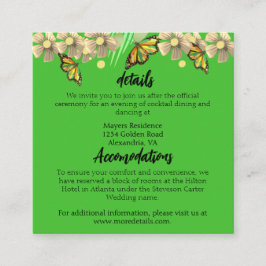 Cartão De Informações Uma Pequena Borboleta Está No Caminho