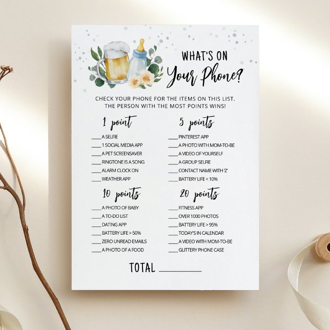Cartão de Jogo Bebê Está Sendo Preparado O Que Est (Beer and Floral Baby is Brewing Baby Shower What's on Your Phone Game Card)