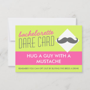 Cartão de jogo do Bachelorette DARE - abraça uma