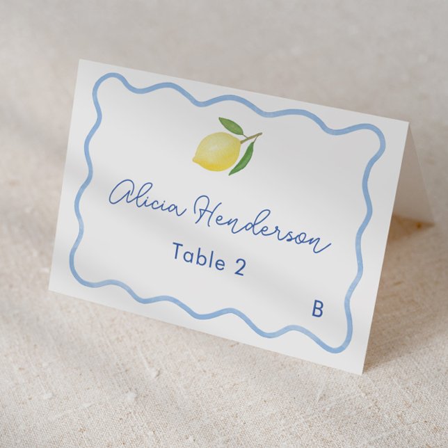 Cartão de Localização de Casamento Squiggle Border (Trendy squiggle border with lemon and hand-painted blue & white tiles individual wedding place card )