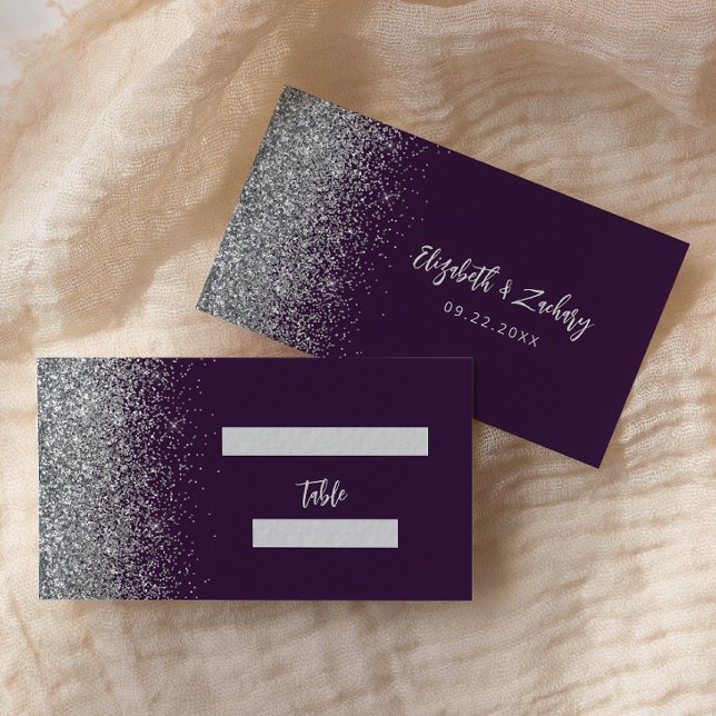 Cartão De Lugar Casamento Moderno com Brilho Prateado Roxo (Criador carregado)