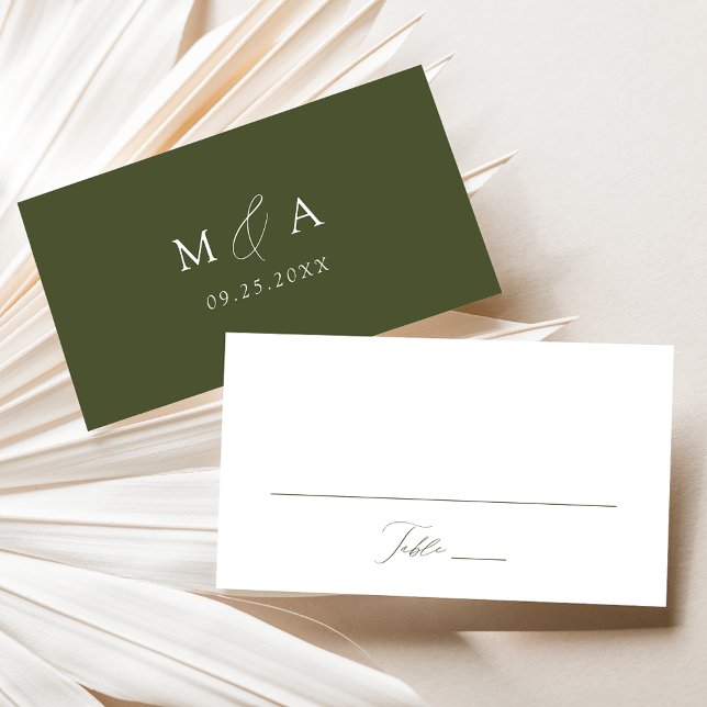 Cartão De Lugar Casamento Moderno Elegante em Verde Oliva Script (Criador carregado)