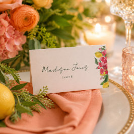 Cartão de lugar plano de casamento floral cítrico