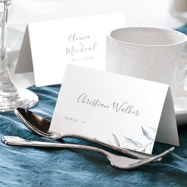 Cartão de lugar rústico com verde mínimamente em a (Minimal dusty blue greenery rustic Place Card)