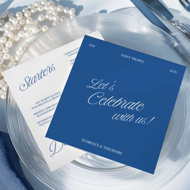 Cartão de Menu de Casamento com Letra Moderna Azul (Modern Blue & White Script Wedding Menu Card)