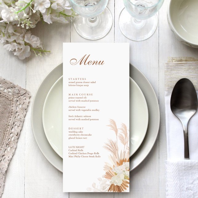 Cartão de Menu Orquídea Boho Terracotta Pampas Gra (Boho Terracotta Pampas Grass Orchid Menu Card on a boho white wedding dinner table.)