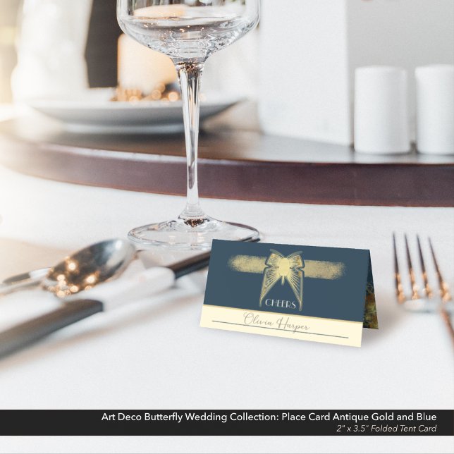 Cartão De Mesa Arte Deco Borboleta Casamento Dourado Antiquado Te (Art Deco Butterfly Wedding Place Card Antique Gold and Blue with Marble Details.)