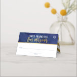 Cartão De Mesa BAR MITZVAH escrevendo de ouro azul-aquarela moder<br><div class="desc">pelo kat massard >> kat@simplysweetPAPERIE.com <<< Uma tendência, design bonitinho para os seus CARDS DE RESIDÊNCIA de eventos. Escrever nomes de convidados manuais e adicionar número de tabela TIP: 1. Para mudar/mover gráficos e fontes e adicionar mais texto - pressione o botão "personalizar" - - - - - - -...</div>