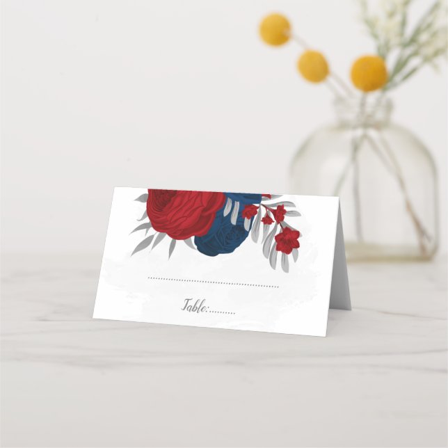 Cartão De Mesa casamento botânico vermelho-escuro e flores azuis- (Frente)