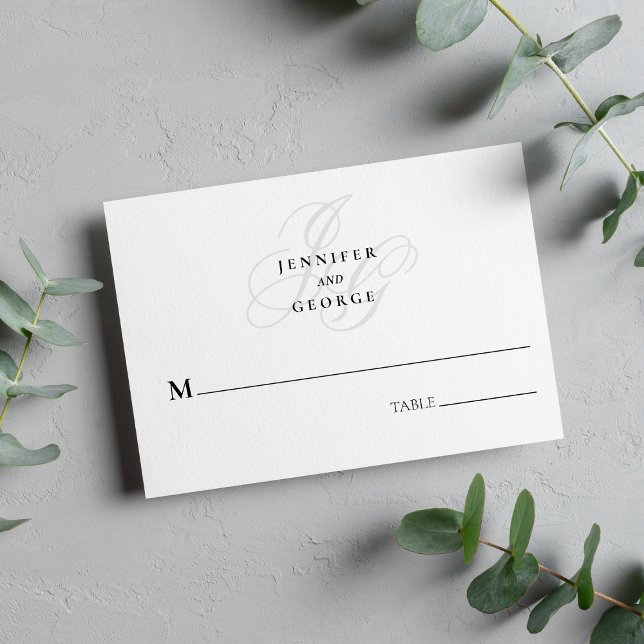Cartão De Mesa Casamento branco-na moda com iniciais de monograma (Elegant monogram initials stylish white wedding place card )