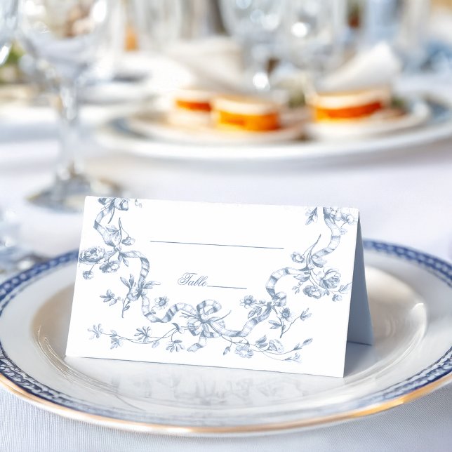 Cartão De Mesa Casamento Clássico Francês com Flores Azuis e Fita (Criador carregado)