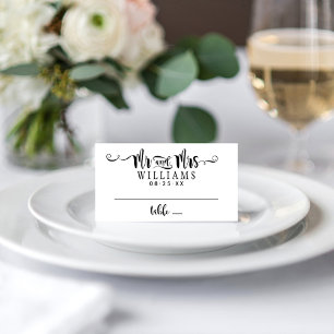 Cartão De Mesa Casamento com Letra Moderna Preta de Sr e Sra