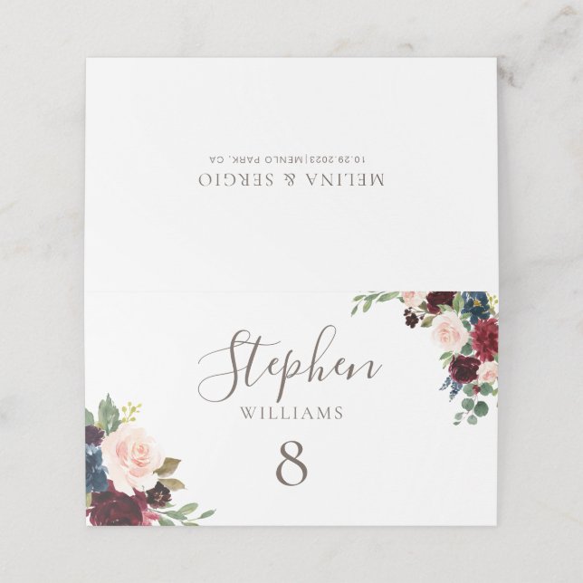 Cartão De Mesa Casamento de Flores Clássicas do rico (Exterior/Desdobrado)