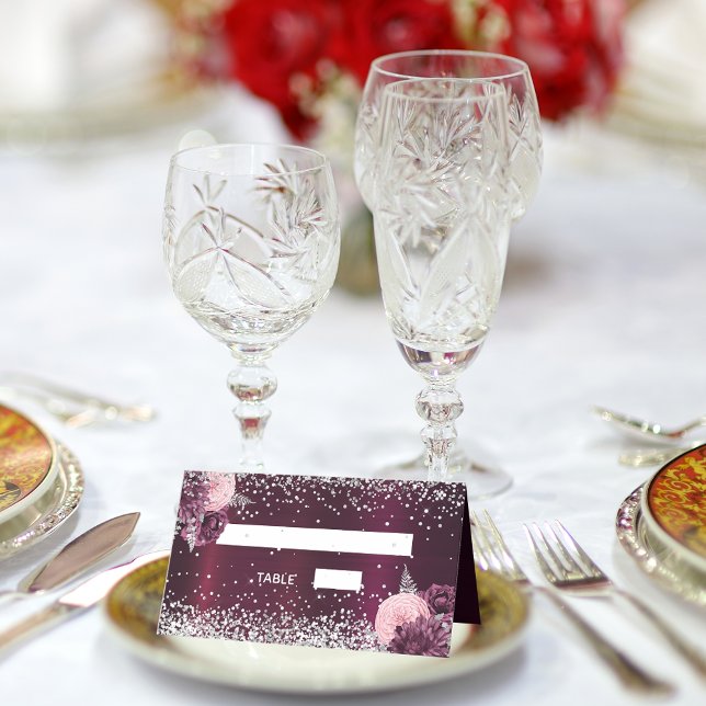 Cartão De Mesa Casamento de flores prateadas da ruiva (Criador carregado)