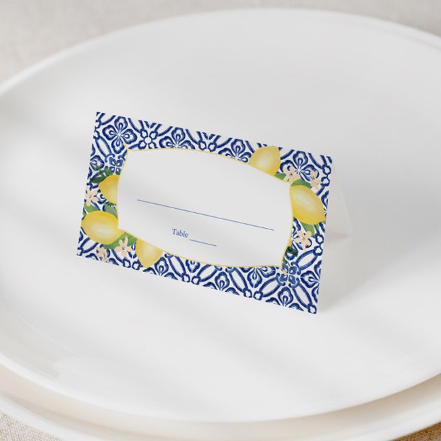 Cartão De Mesa Casamento de Padrões Azuis e Brancos com Limões Po (Watercolor lemons and vintage portuguese tiles wedding escort card design)