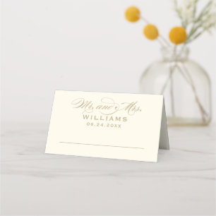 Cartão De Mesa Casamento Mr Mrs Caligrafia Ouro Marfim Elegante