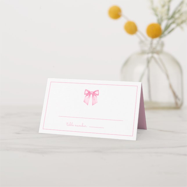 Cartão De Mesa Chá de Bebê Simples e Elegante com Laço Rosa (Frente)