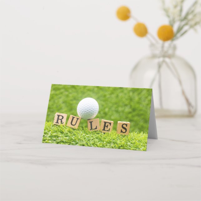 Cartão De Mesa Golf Ball com REGRAS sobre grama verde (Frente)