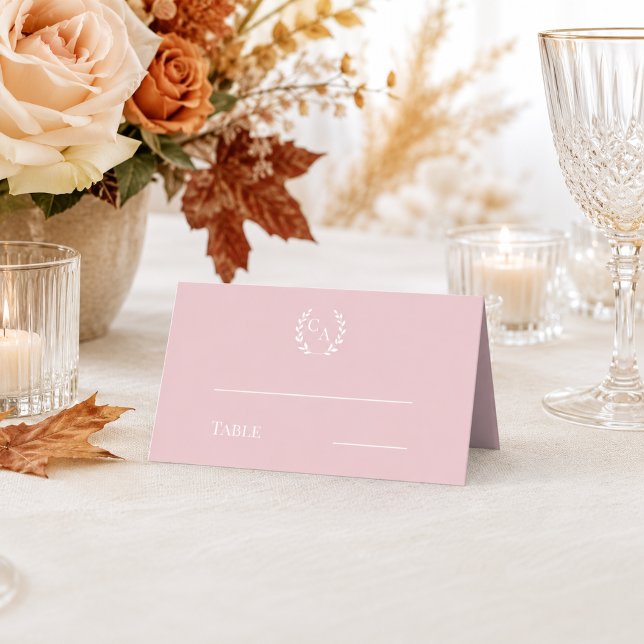 Cartão De Mesa Grinalda monogramada rosa poeirenta (Criador carregado)