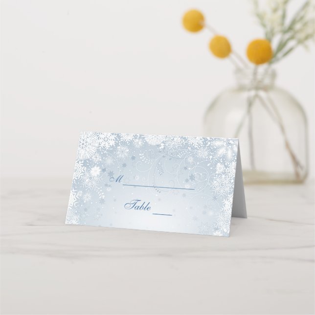 Cartão De Mesa Lacy White Snowflakes em Silver Blue (Frente)