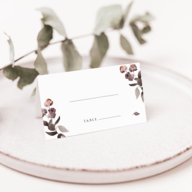 Cartão De Mesa Local de Casamento Dobrado em Púrpura Farinha Vege (Criador carregado)