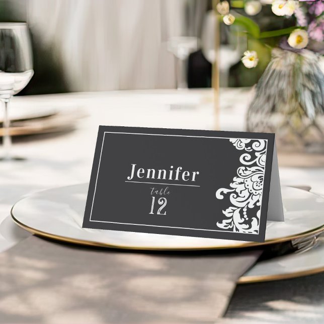 Cartão De Mesa Mesa Floral Moderna Preto e Branco (modern and elegant black and white floral damask wedding name card seating place card)