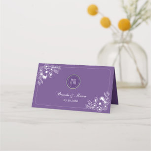 Cartão De Mesa Monograma Floral Roxo de Casamento