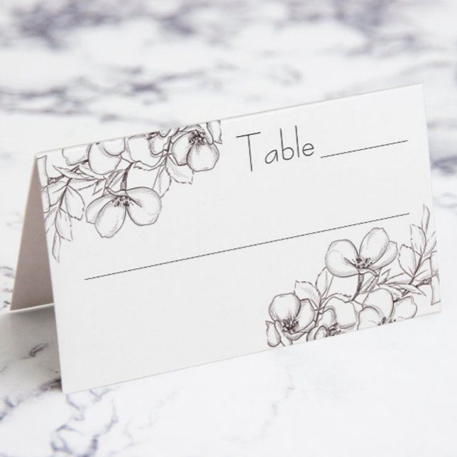 Cartão De Mesa Placa de lugar dobrada de arte em linhas planas br (wedding table escort placard with white and black floral line art)