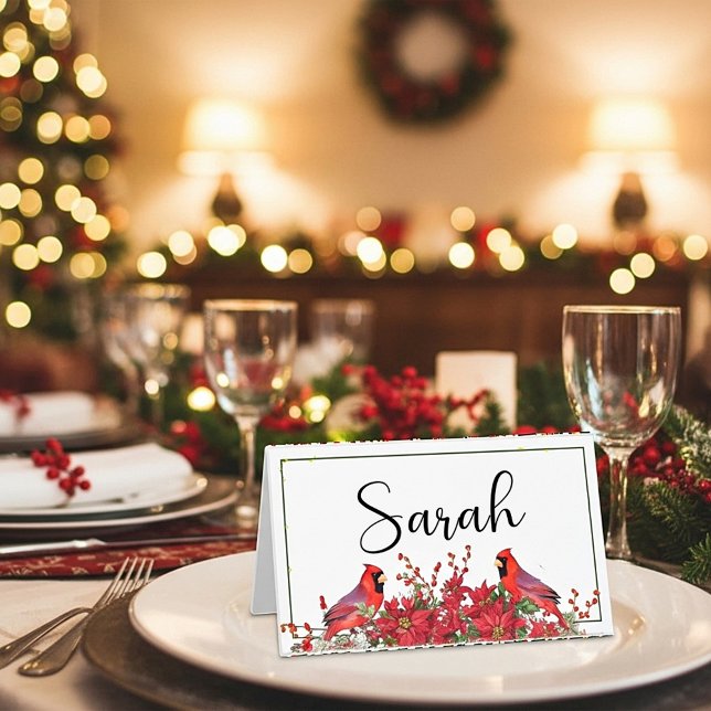 Cartão De Mesa Poinsettia e Holly com Cardinals no Natal (Criador carregado)