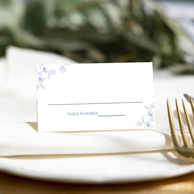 Cartão De Mesa Recepção de casamento Floral Simples Azul (watercolor blue floral wedding reception place card.)