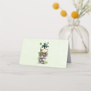 Cartão De Mesa Sapo com Chapéu Verde e Trevo Fofo