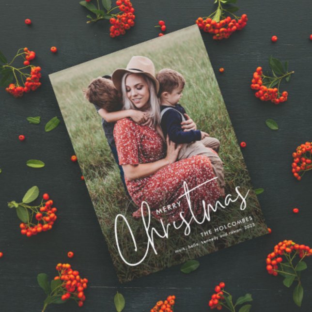 Cartão de Natal de Férias com Foto Simples e Letra (Modern Script Merry Christmas Photo Magnetic Holiday Card with Handwritten Typographic Overlay.)