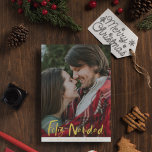 Cartão de Natal Feliz Navidad Photo<br><div class="desc">Cartão de cartões de natal de foto moderno em um design ouro "Feliz Navidad". Personalizado com sua foto,  saudações e nomes. A parte de trás da carta se inverte para uma árvore de Natal dourada e branca e padrão de cervos na parte de trás.</div>