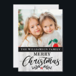 Cartão de Natal para a Família de Madeira Russo Mo<br><div class="desc">Cartão de Natal da família de madeira russa moderna - Que maneira adorável de enviar suas cartões de natal nesta temporada de festas. Sua foto favorita aparece neste cartão especial de Natal e o cartão é personalizado com seu nome familiar e Feliz Natal em tipografia bonito e moderna, e é...</div>