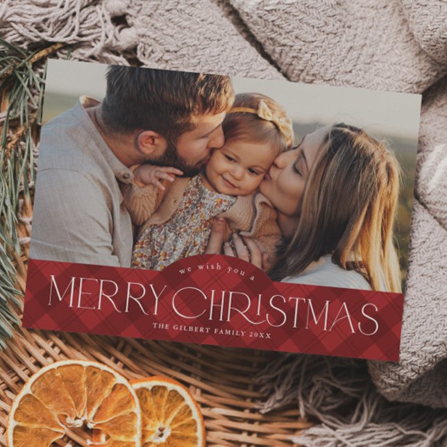 Cartão de Natal Rustic Red Xadrez Budget (Rustic red plaid budget photo Christmas holiday card.)
