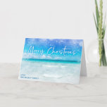 CARTÃO DE NATAL TROPICAL| Florida Ocean Beach<br><div class="desc">Este cartão de feriado de ondas oceânicas em tons lacrimosos,  aqua e marinhos de tons azuis oceânicos com estrelas brancas e neve é tropical e cômica e perfeita para um Natal quente ou memórias de férias. Apenas personalize seus nomes e você tem seu próprio cartão de Natal costeiro.</div>