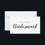Cartão de Nota de Proposta de Bridesmaid de Orçame<br><div class="desc">Proposta de Bridesmaid da Caligrafia Branca e Negra Moderna Minimalista. Cartão de pedido e convite do partido de noiva. Apresenta a moda e a fonte do script na moda.</div>