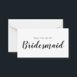 Cartão de Nota de Proposta de Bridesmaid de Orçame<br><div class="desc">Proposta de Bridesmaid da Caligrafia Branca e Negra Moderna Minimalista. Cartão de pedido e convite do partido de noiva. Apresenta a moda e a fonte do script na moda.</div>