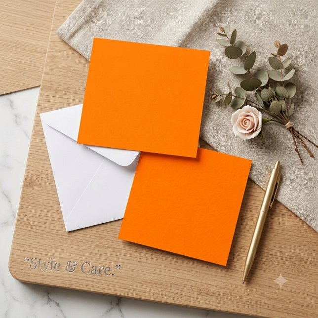 Cartão de Nota Laranja Neon Atraente para Presente (Eye-Catching Neon Orange Note Card for Gifting)