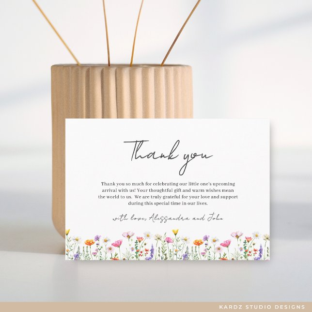 Cartão De Notas Chá de Bebê de Flores Silvestres Neutras em Gênero (The front of the card is shown in 3.5 x 5 inches. Choose size, paper, and corner style.)