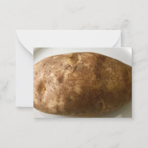 Cartão De Notas Fotografia de Batata Russet em Prato Branco