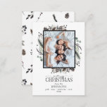 Cartão De Notas Mini Modern Winter Merry Christmas Family Photo<br><div class="desc">Apresentando nossa Mini Moderna Noite de inverno Feliz Cartão de Nota Fotográfica da Família de Natal! Esta bela placa 3.5x2.5 apresenta a sua foto de família favorita, com o Feliz Natal em uma conhecida caligrafia manuscrita e duo de fontes serif. É embelezado com cores aquáticas pintadas manualmente verde botânico e...</div>